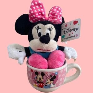 Disney Plush in Mug Minnie Mouse